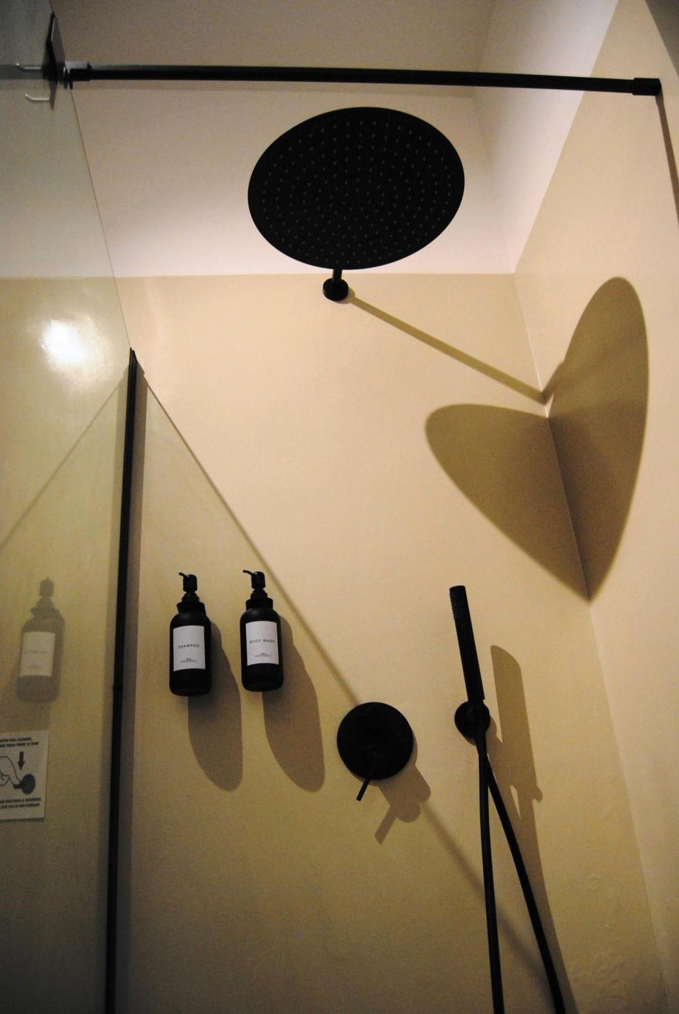 Apartment Con Corte Esclusiva I Metro A *